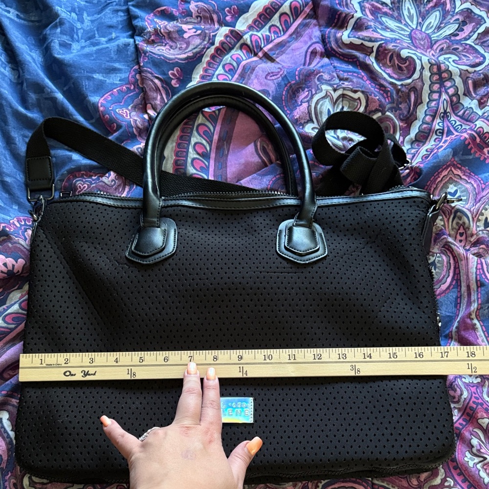 Sol and Selene Black Messenger Bag - Picture 12 of 13